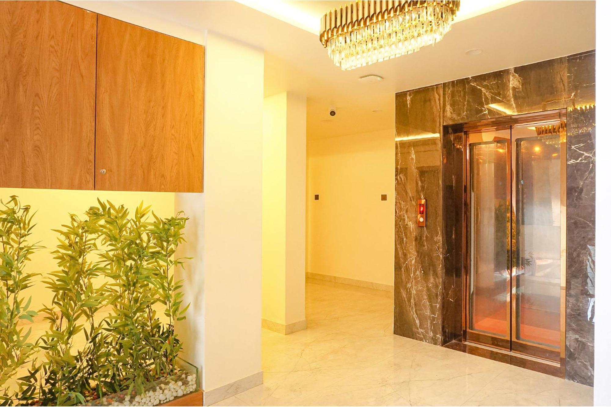 Fabhotel Prime Shourya Residency - Nr Maharshi Karve Museum Púna Exteriér fotografie