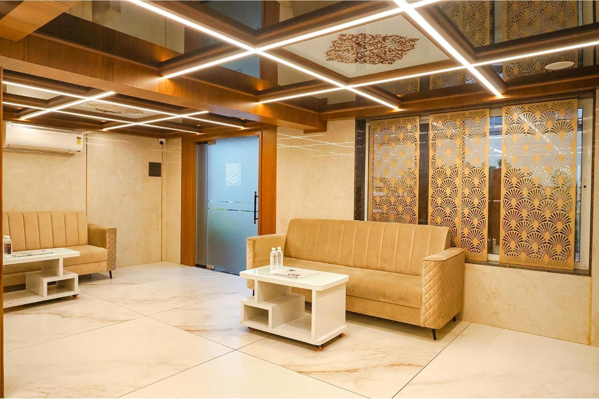 Fabhotel Prime Shourya Residency - Nr Maharshi Karve Museum Púna Exteriér fotografie